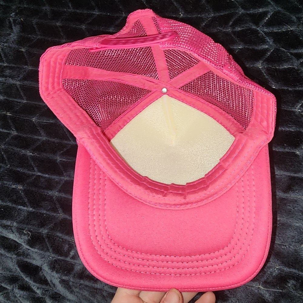 Hat - Picture 3 of 3